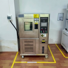 可程式恒温恒湿试验箱